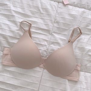 Victoria Secrets Uplift Plunge